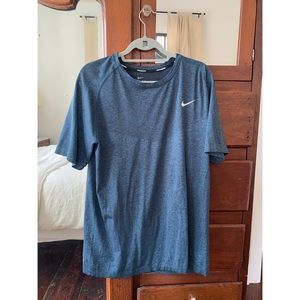Nike XL shirt
